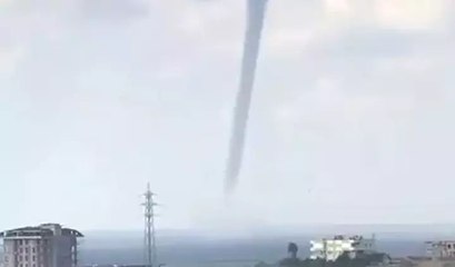 Alanya'da denizde hortum oluştu