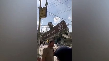 Masumların ihtiyacı olan ne varsa yok ediyorlar! İsrail bu kez de Gazze'deki fırını yerle bir etti