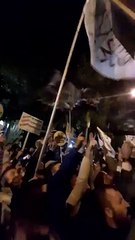 Ankara'da İsrail Büyükelçiliği önünde gerçekleştirilen eylemde "Hilafet" sloganları atıldı.