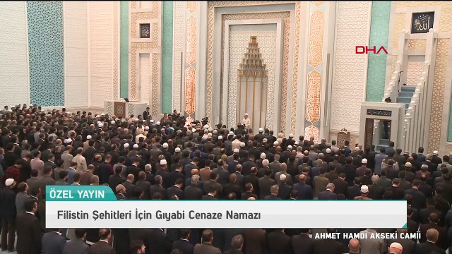 Erbaş, Filistin'deki saldırılarda ölenler için gıyabi cenaze namazı kıldırdı