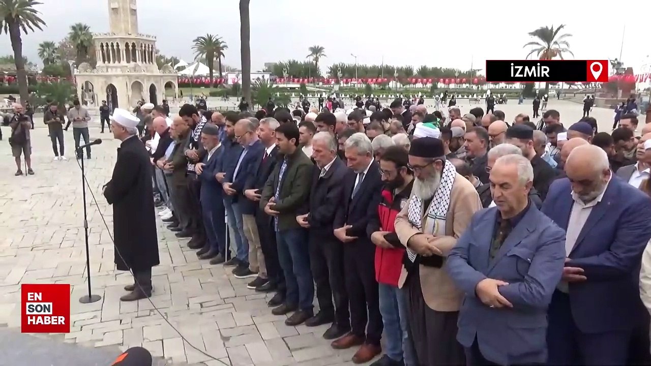 Filistin’de hayatını kaybedenler için İzmir’de gıyabi cenaze namazı kılındı