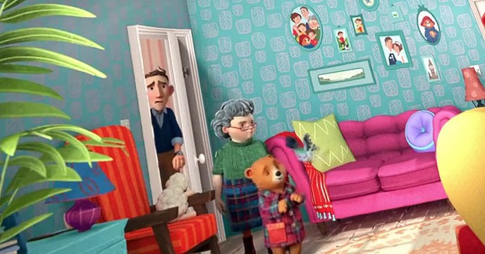 The Adventures of Paddington Bear (2019) The Adventures of Paddington Bear S01 E001 Paddington Finds a Pigeon/Paddington and the Chores List