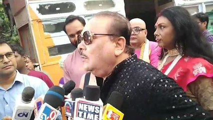 বাকযুদ্ধ না থাকলে লড়াই জমত না! এন্টনি ফিরিঙ্গির গান গেয়ে লাভলি জবাব কালারফুল মদন মিত্রের