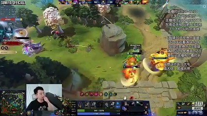 Beating Up Enemies with 860 Damage Elder Titan | Sumiya Stream Moment 3961