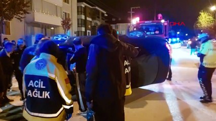 Alkollü sürücü takla atan otomobilden kurtarıldı