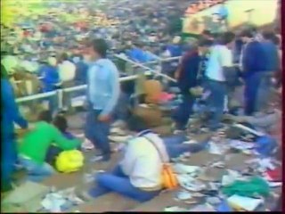 Part 04 - 1987 - Médiatisation, Hardcore, Fin des Groupes Chaos