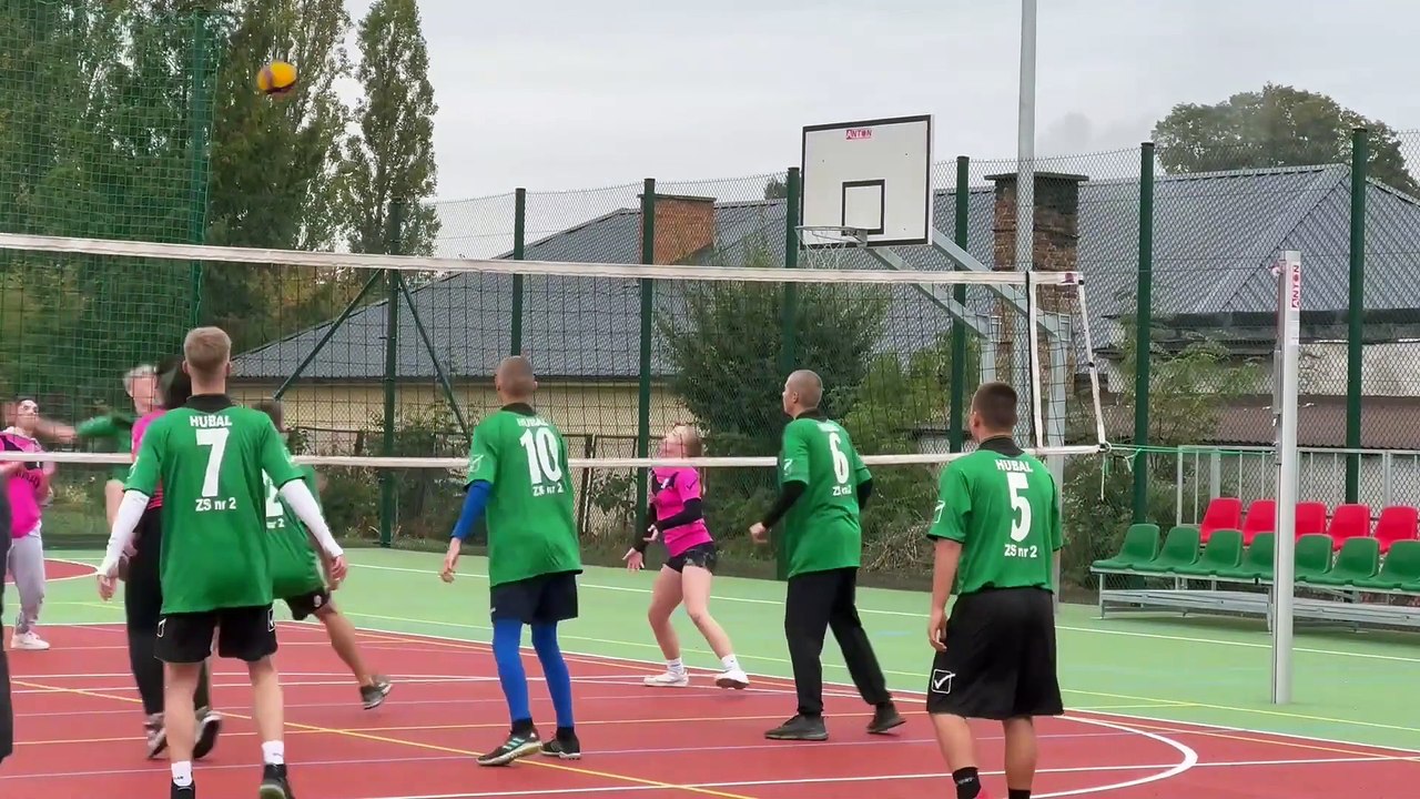 Ewelina Fuminkowska Otwarcie boiska ZS nr 2 w Aleksandrowie