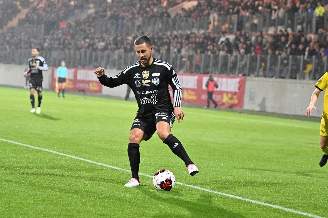 Match caritatif : Eden Hazard s'offre un jubilé de grande classe avec le Variété Club de France