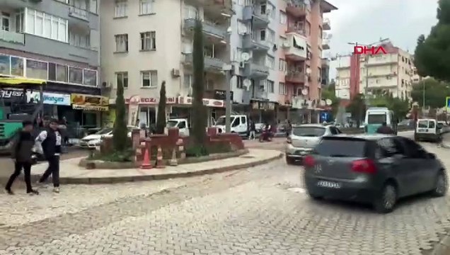 DEPISODEISODEREM DE TAILLE 4,2 DANS LE DISTRICT DE BAYINDIR D'IZMIR