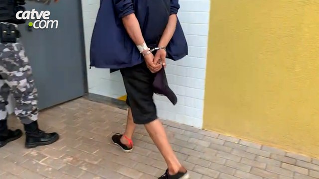 Jovem é preso por tráfico de drogas em Cascavel Equipe do Choque encontrou cocaína com ele