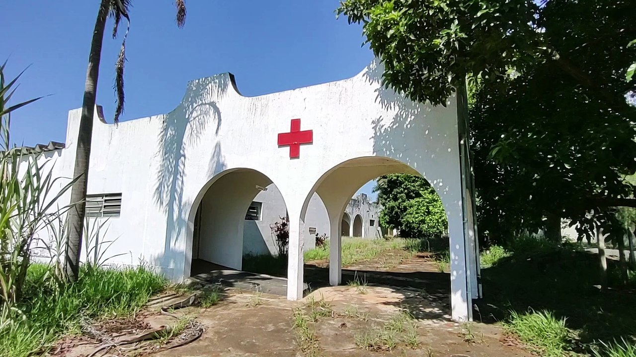 HOSPITAL ABANDONADO, O NECROTÉRIO ERA SUSPEITO
