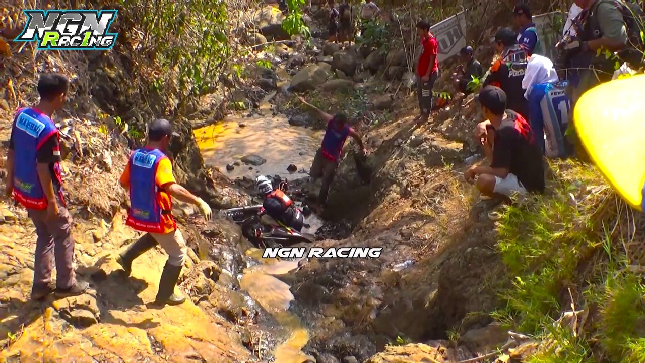 HAMPIR TIDAK SELAMAT !! MASUK JALUR PENYIKS4AN BERBATU, HARD ENDURO 2023