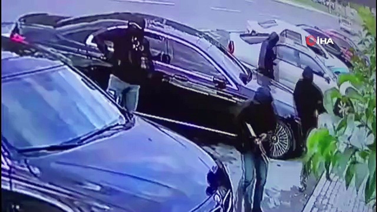 Des images de l'attaque armée contre un restaurant à Küçükçekmece ont été publiées