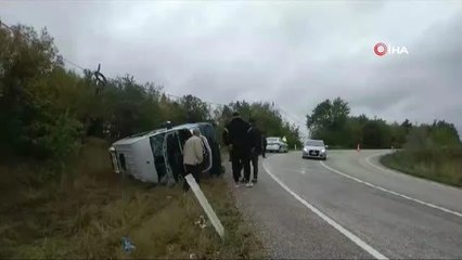 Tekirdağ'da yolcu minibüsü devrildi: 16 yaralı