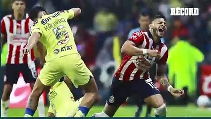 Alexis VEGA se DISCULPA con chivas