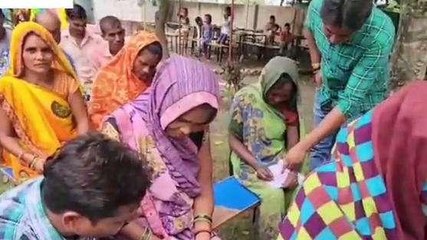 बाराबंकी: इस सरकारी स्कुल में मम्मी-पापा सीखते है ककहरा...ऐसे दी जाती है शिक्षा