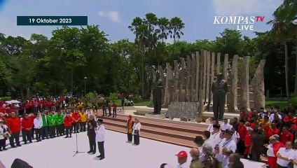 Blak-blakan! Mahfud Cerita Pakai Baju 5 Tahun Lalu untuk Daftar Cawapres