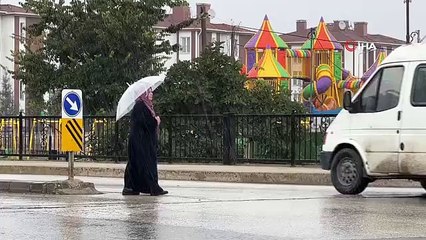 Avertissement codé jaune et orange de la météorologie pour 4 provinces ! De fortes pluies arrivent