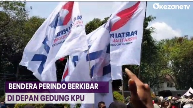 Sambut Ganjar-Mahfud MD, Bendera Perindo Berkibar di Depan Gedung KPU