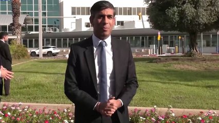 Rishi Sunak arrives in Tel Aviv as Egypt and US agree to allow aid into Gaza