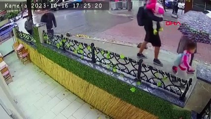 Le téléphone portable du père d'un enfant malade volé à Avcılar