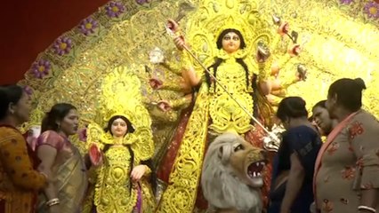 ‘আমাদের পুজো, আমরাই মুখ’, সোনাগাছিতে এবার অন্যরকম দুর্গোৎসব  | Oneindia Bengali