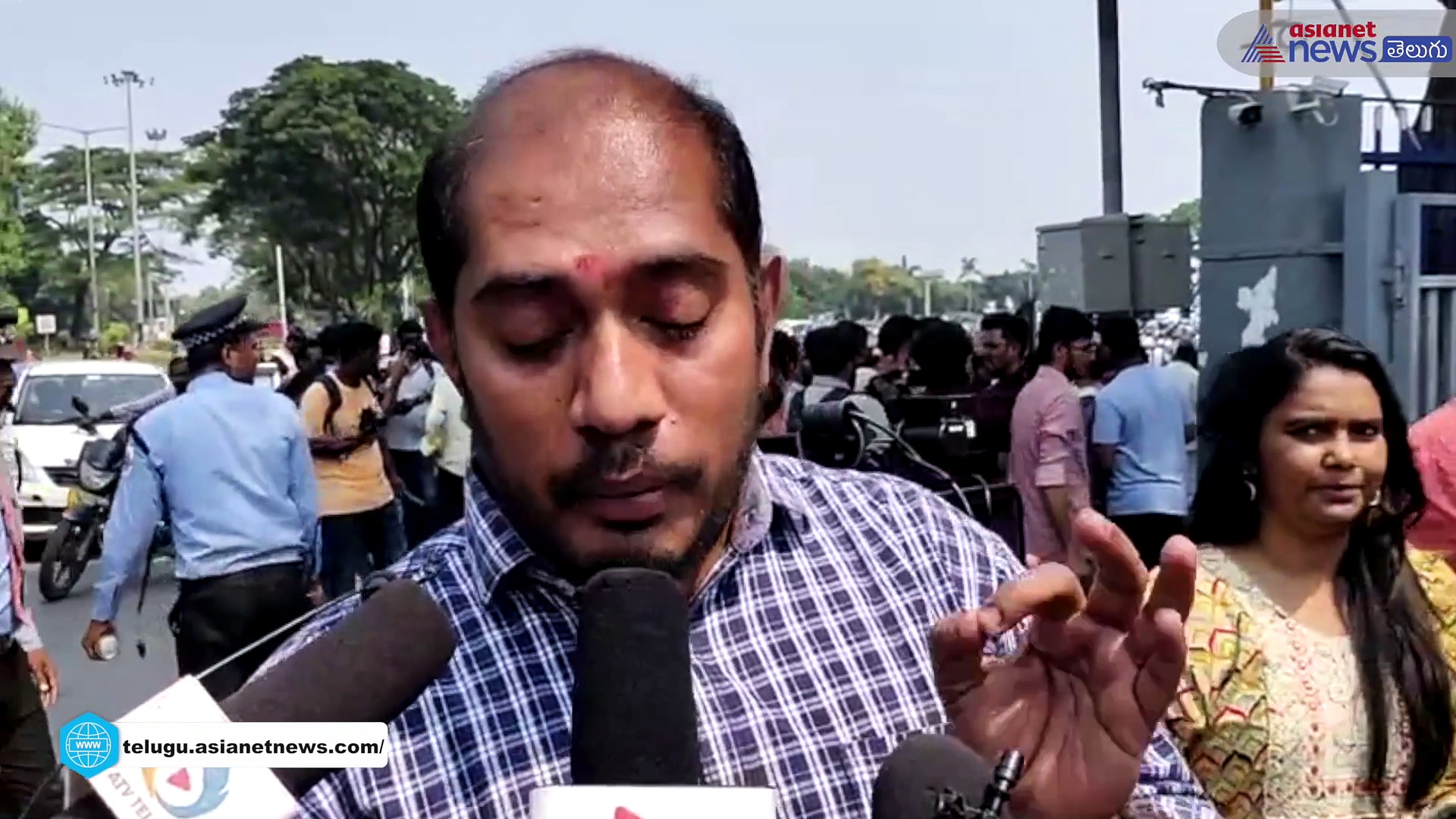 భగవంత్ కేసరి మూవీ పబ్లిక్ టాక్: బాలయ్య అదరగొట్టాడు..కానీ..?