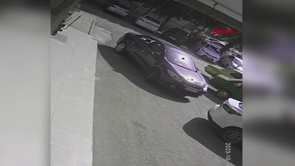 Çilingiri kandırıp komşusunun otomobilini çaldı