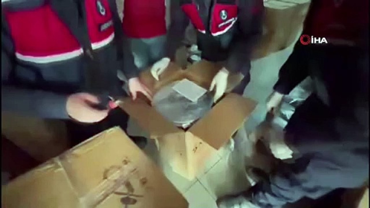 35 kilos de marijuana cachés à Diyarbakır ont été saisis alors qu'ils étaient envoyés à Istanbul