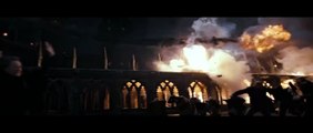 Harry Potter and the Deathly Hallows - Part 2 (The Battle of Hogwarts Scene - HD)