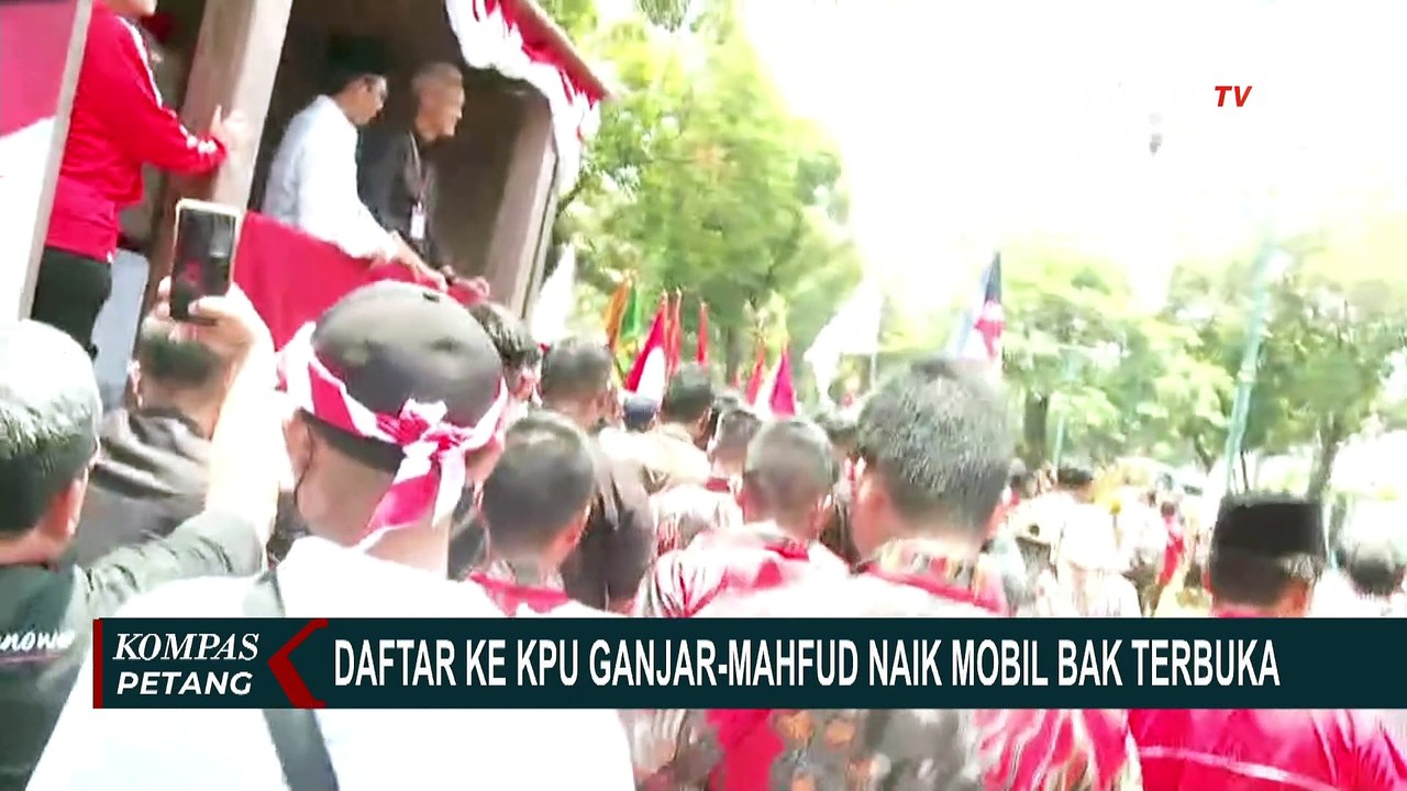 Ramai! Ini Momen Arak-arakan Ganjar-Mahfud dan Anies-Muhaimin Daftar ke KPU
