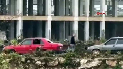 Emplacement : Duzce ! Il a poignardé à plusieurs reprises l'homme qu'il battait avec sa femme et l'a tué ainsi.