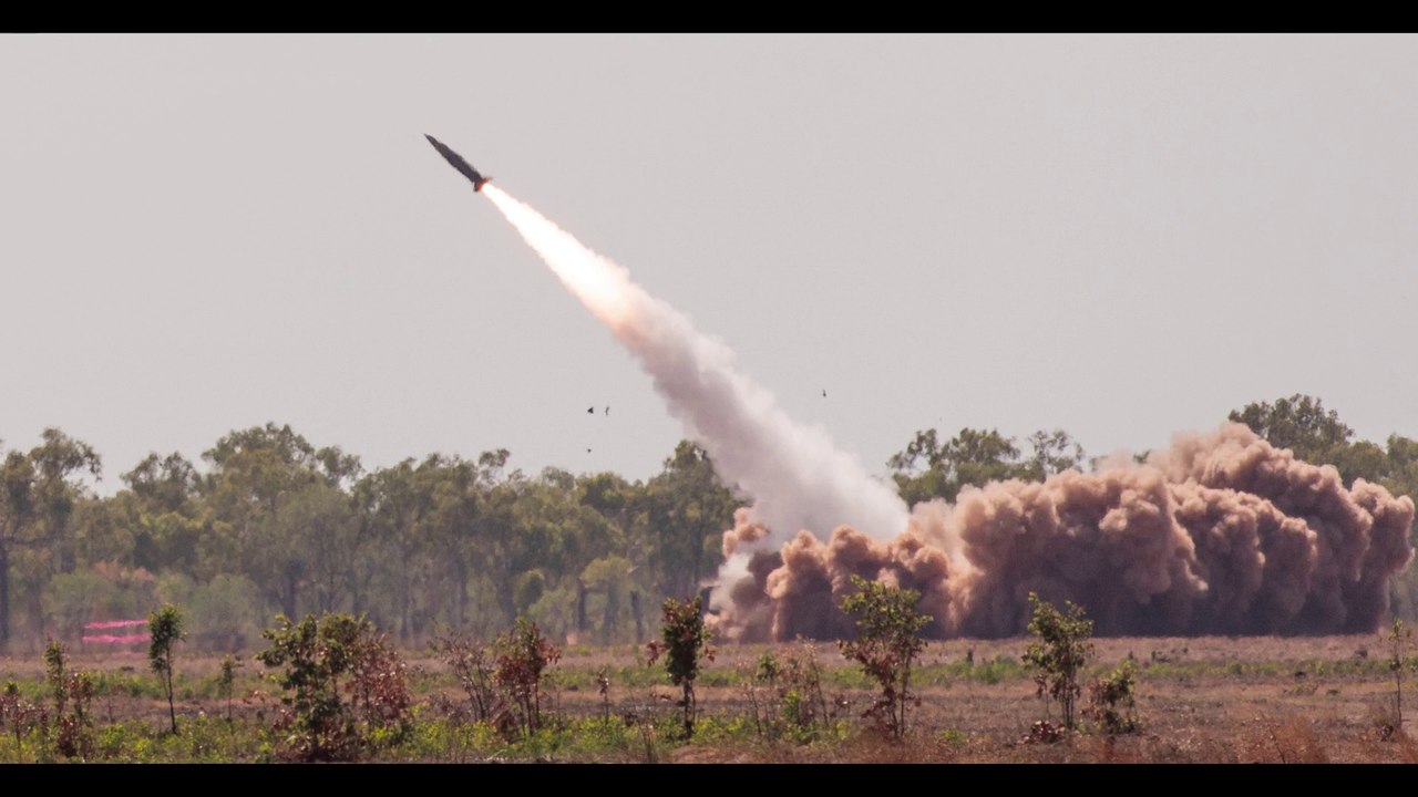 Míssil ucraniano que atingiu bases russas lançam 950 bombas, e atingem alvos a 165 km
