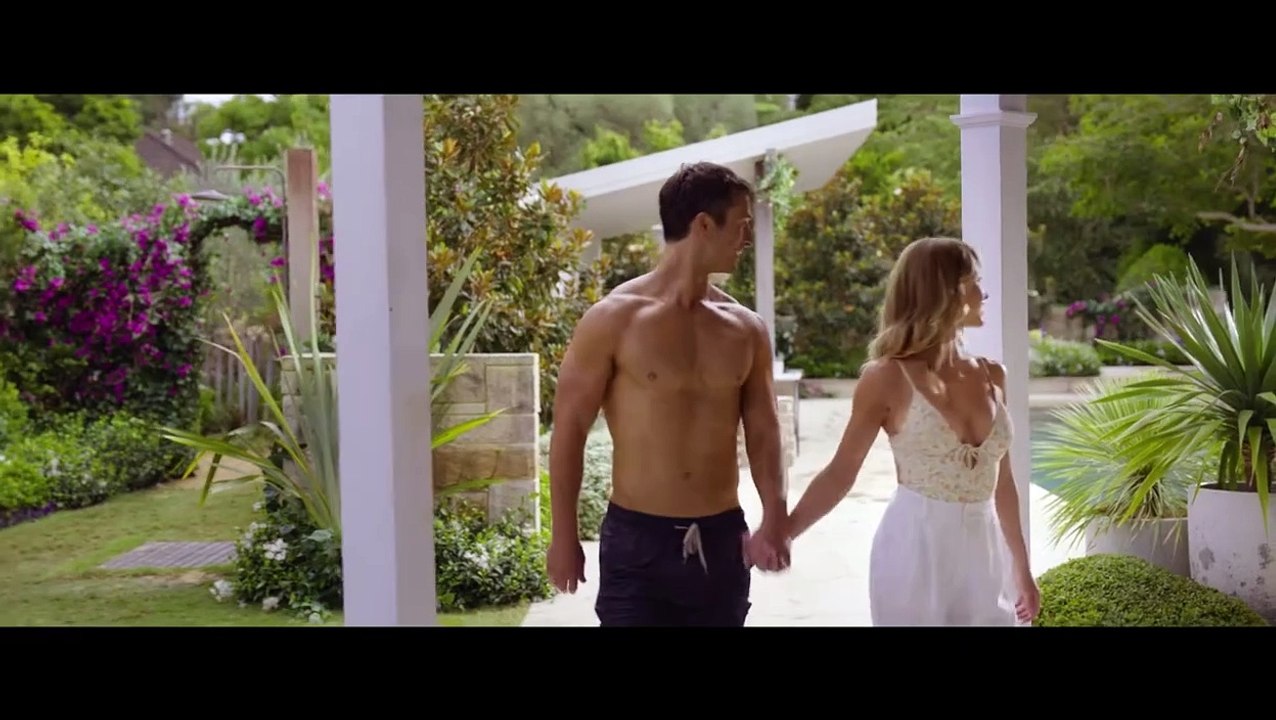 Tout sauf toi Bande-annonce VO