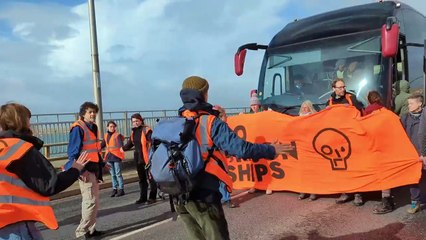 Coach taking refugees to Bibby Stockholm barge ‘rams’ through Just Stop Oil blockade