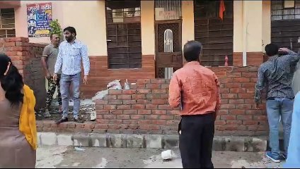 एक अवैध निर्माण को ढहाया, 95 को नोटिस दिए, देखें वीडियो