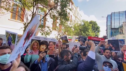 Parlamento europeu concede Prêmio Sakharov à iraniana Mahsa Amini