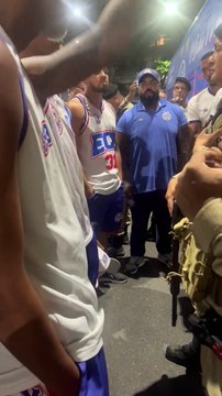 Torcedores de organizada do Bahia cobram jogadores: “Não vai admitir festinha de jogador”