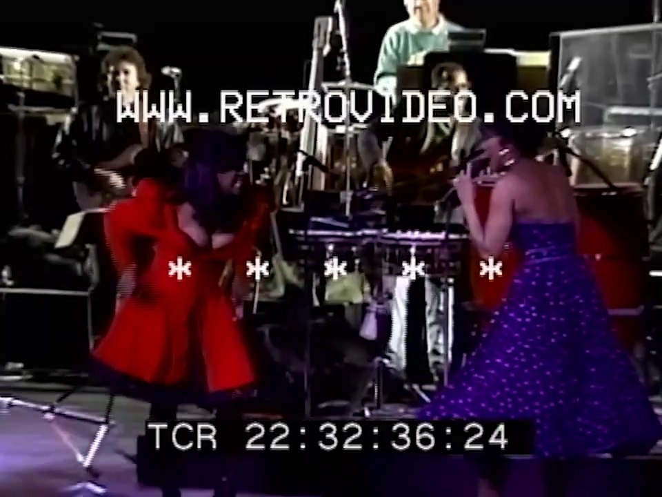 Patti LaBelle + Natalie Cole + Sheila E - America - Live in LA 1992