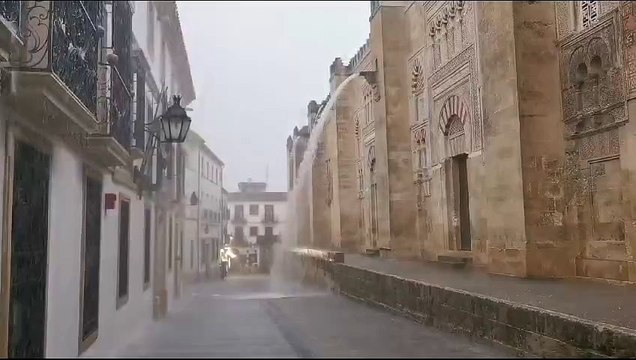 Diluvio sobre la Mezquita Catedral de Córdoba