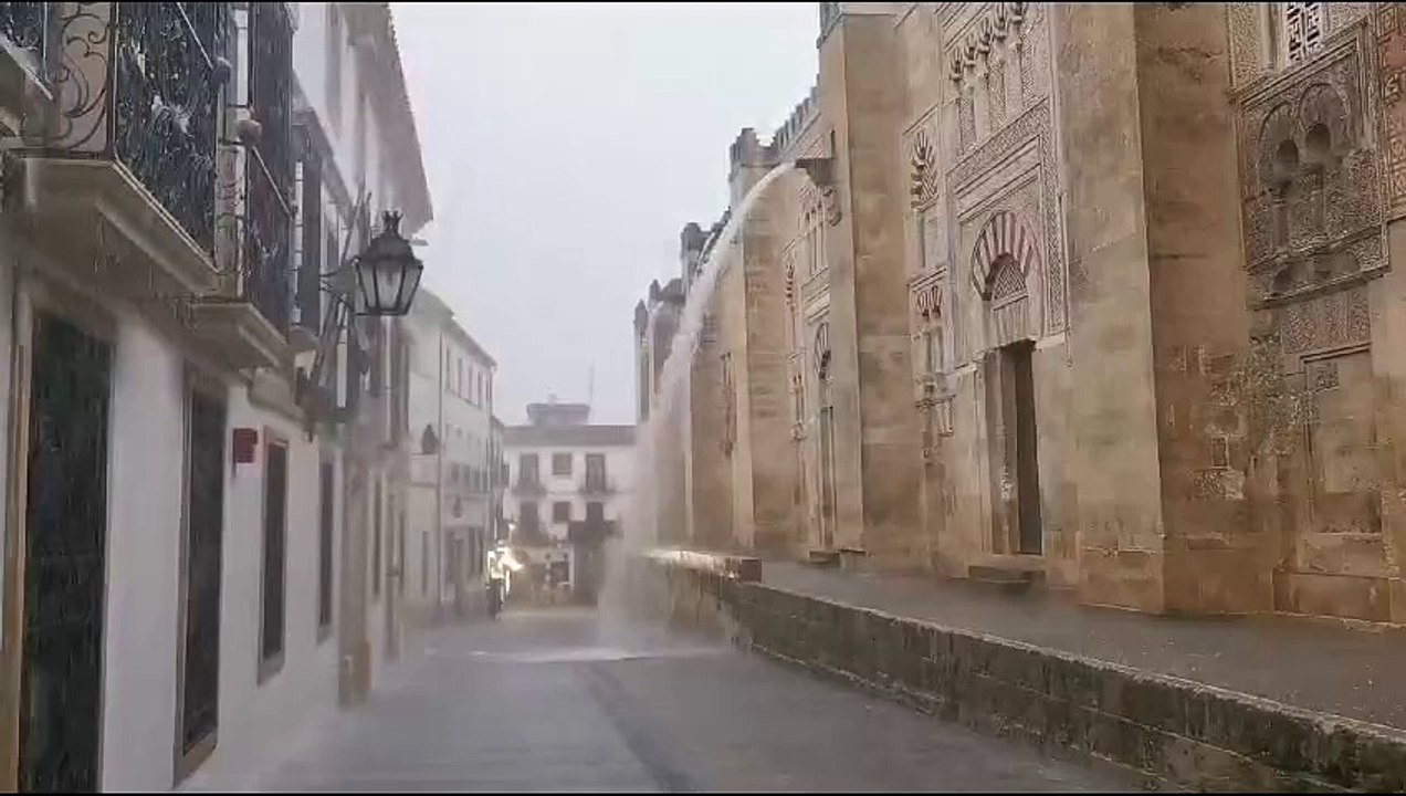 Diluvio sobre la Mezquita Catedral de Córdoba