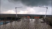 Tempesta in Versilia: grandine e colpi di vento, danni agli stabilimenti balneari