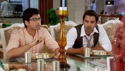 05. Duele Amar (Iss Pyaar Ko Kya Naam Doon?), en español