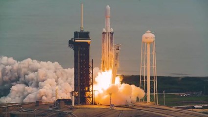 SpaceX Falcon Heavy Launched Pysche Spacecraft In Amazing Slo-Mo