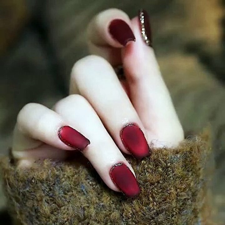 Crystal cat eye gel polish nail art design with red jelly gel polish