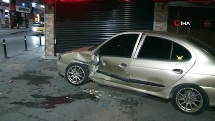 Bahçelievler'de polisin "dur" ihtarına uymayan araç kaçtı, kovalamacada iki polis yaralandı