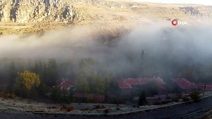 Kars a disparu parmi les nuages ​​​​de brouillard