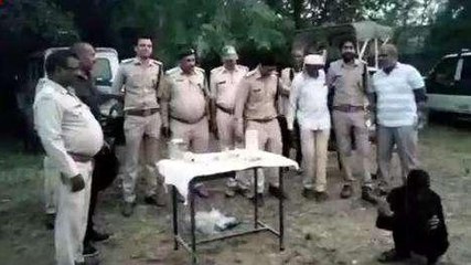 पन्ना: तेंदुए के नाखून सहित वन्य प्राणियों के अंग व हथियार बरामद, आरोपी हुआ गिरफ्तार