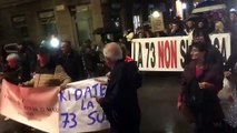 Milano, la protesta dei cittadini: 