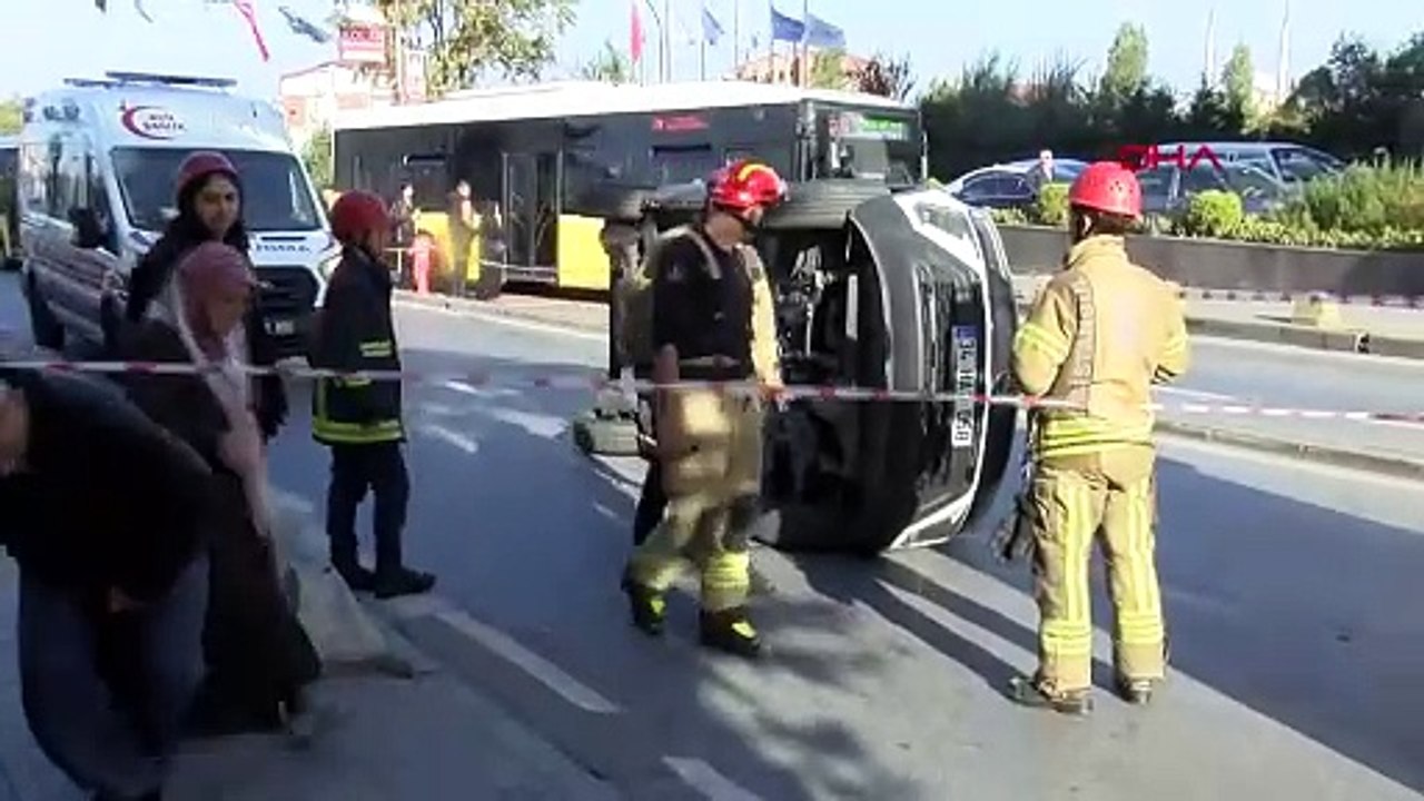 Accident à Şişli : une voiture a heurté le trottoir et des embouteillages